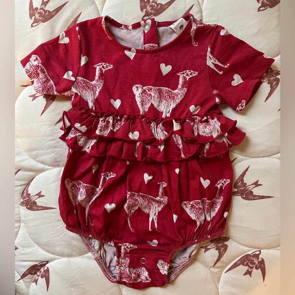 Kate Quinn Red Heart and Llama Bubble